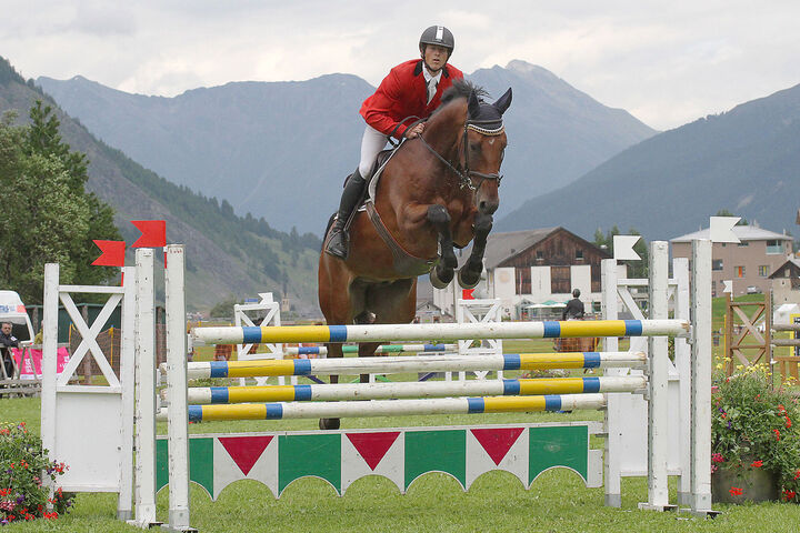 CO-SPONSOR<br>Concours Hippique Zuoz